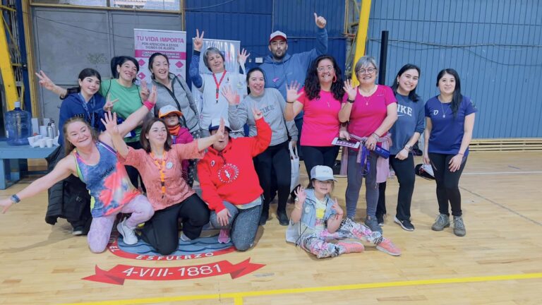 Zumba mes del cáncer de mama